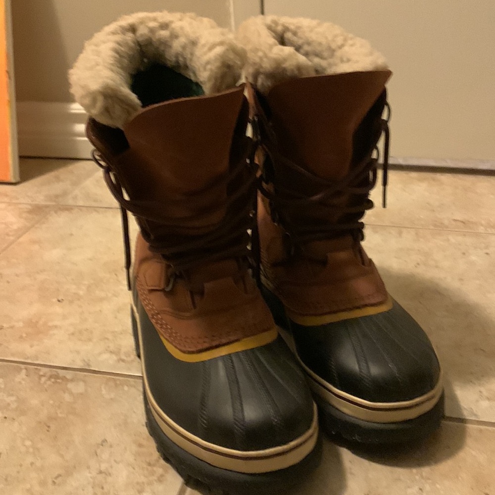 Sorel Brown and Black Women's Winter Rain Boots